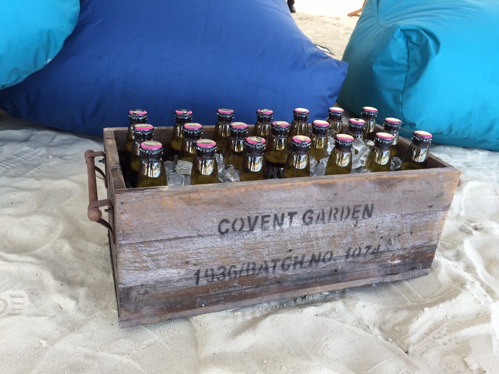 beach themed mobile bar