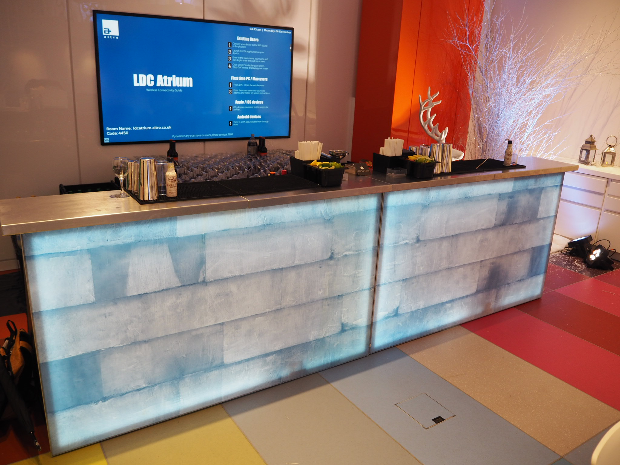 ice effect bar