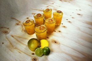 Mango Margarita for summer cocktail bars