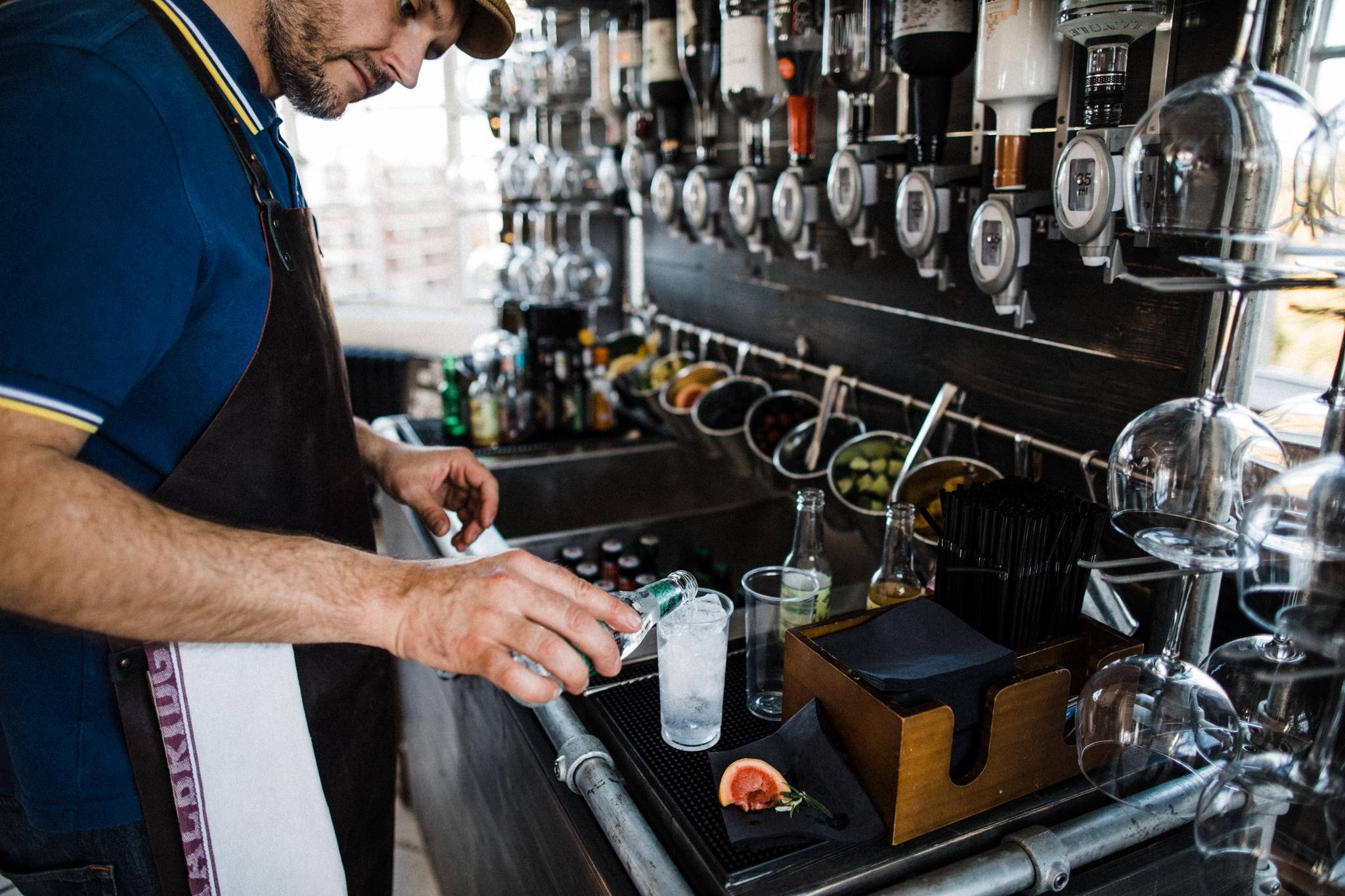 3 Compelling Ways Mobile Bars for Events Rock Ginuary