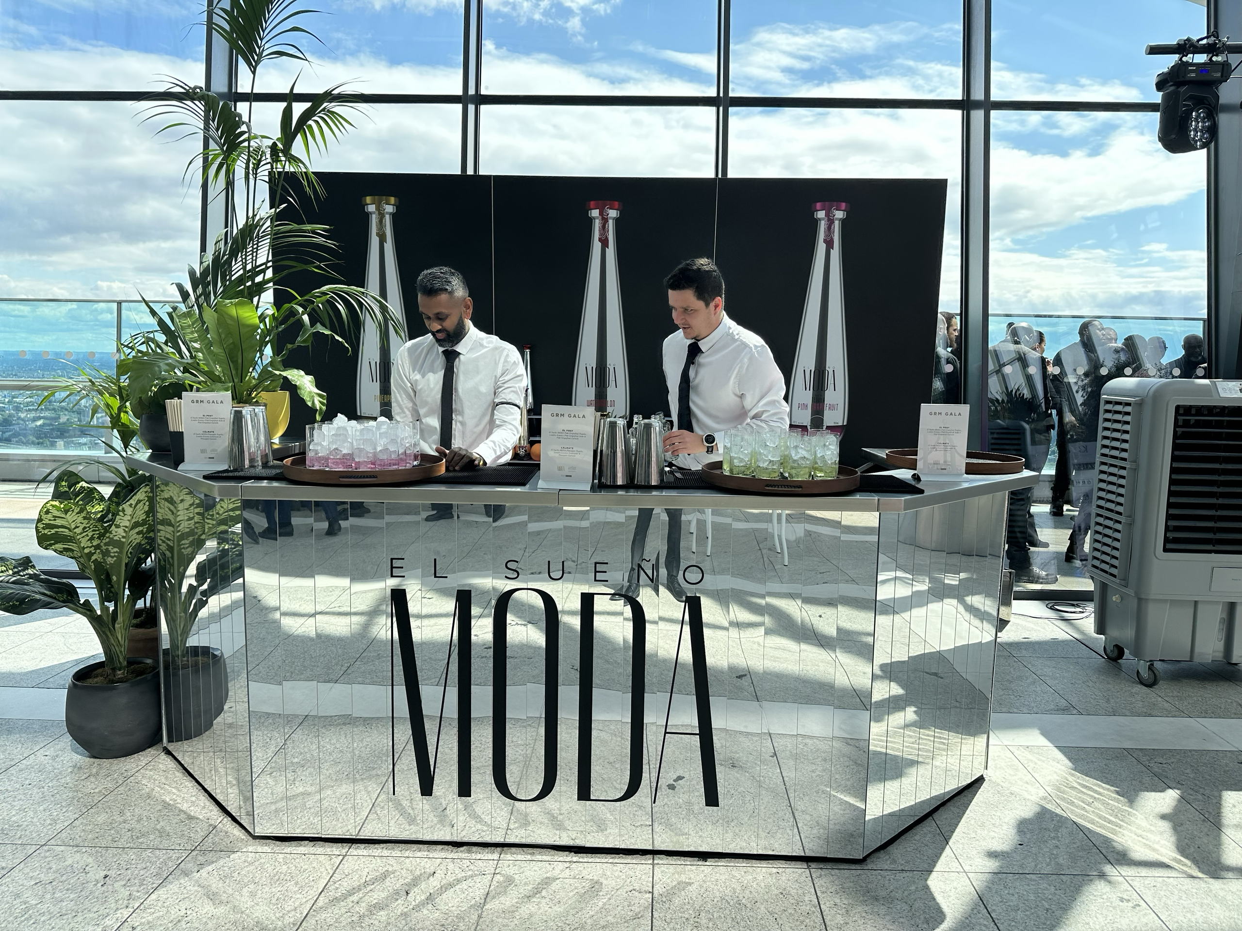 Luxury Bespoke & Branded Bar Hire: Bringing Your Event Vision to Life